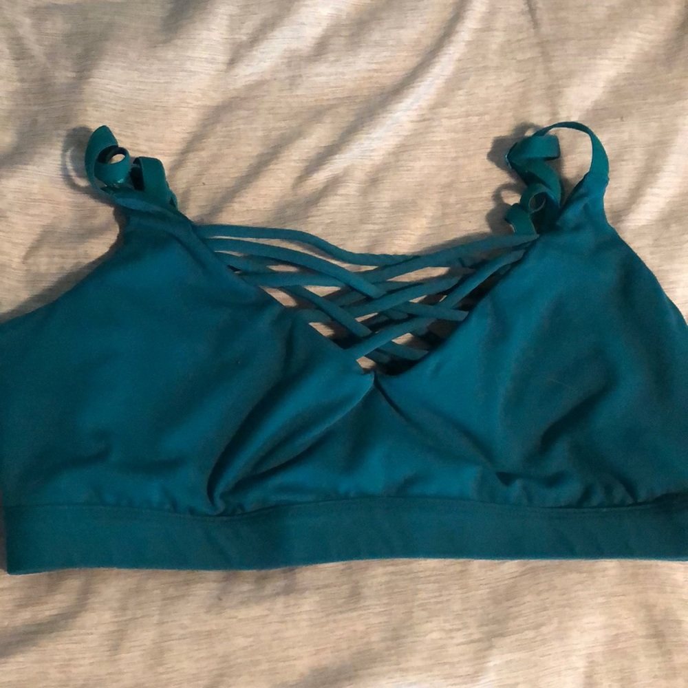 fabletics sports bra